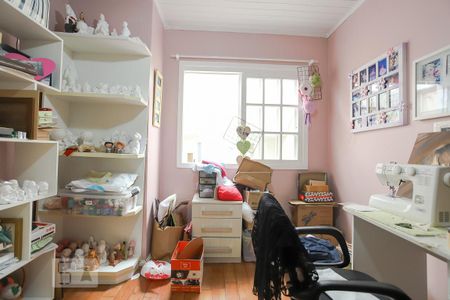 Casa à venda com 430m², 4 quartos e 2 vagasQuarto 3