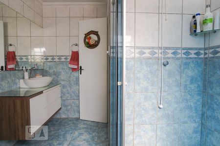 Casa à venda com 430m², 4 quartos e 2 vagasBanheiro 1