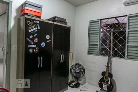 Casa à venda com 90m², 2 quartos e 2 vagasQuarto 2