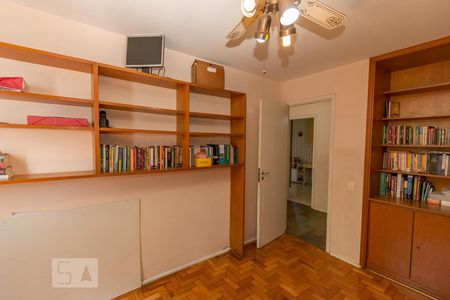 Apartamento para alugar com 140m², 4 quartos e 2 vagas Apartamento para alugar com 140m², 4 quartos e 2 vagasQuarto 3