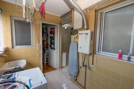 Apartamento para alugar com 140m², 4 quartos e 2 vagas Apartamento para alugar com 140m², 4 quartos e 2 vagasLavanderia