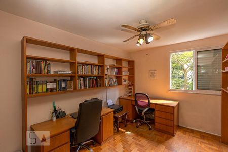 Apartamento para alugar com 140m², 4 quartos e 2 vagas Apartamento para alugar com 140m², 4 quartos e 2 vagasQuarto 3