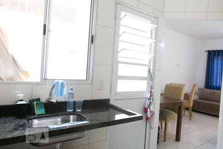 Casa de condomínio à venda com 60m², 2 quartos e 1 vagaCozinha