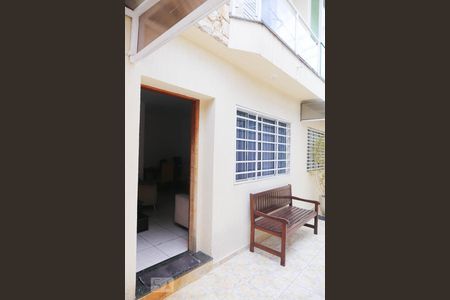 Casa de condomínio à venda com 60m², 2 quartos e 1 vagaEntrada