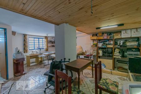 Casa à venda com 600m², 7 quartos e 6 vagas Casa à venda com 600m², 7 quartos e 6 vagasporão