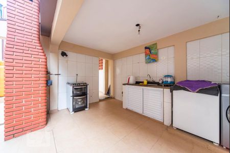 Casa à venda com 270m², 5 quartos e 4 vagas Casa à venda com 270m², 5 quartos e 4 vagasÁrea de Serviço e Churrasqueira