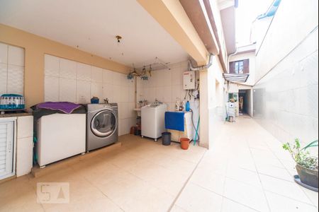 Casa à venda com 270m², 5 quartos e 4 vagas Casa à venda com 270m², 5 quartos e 4 vagasÁrea de Serviço e Churrasqueira