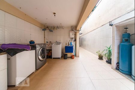 Casa à venda com 270m², 5 quartos e 4 vagas Casa à venda com 270m², 5 quartos e 4 vagasÁrea de Serviço e Churrasqueira
