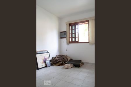 Casa à venda com 409m², 4 quartos e sem vaga Casa à venda com 409m², 4 quartos e sem vagaQuarto 2