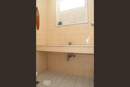 Casa à venda com 409m², 4 quartos e sem vaga Casa à venda com 409m², 4 quartos e sem vagaLavabo