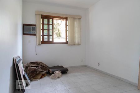 Casa à venda com 409m², 4 quartos e sem vaga Casa à venda com 409m², 4 quartos e sem vagaQuarto 2