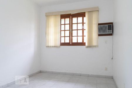 Casa à venda com 409m², 4 quartos e sem vaga Casa à venda com 409m², 4 quartos e sem vagaSuíte