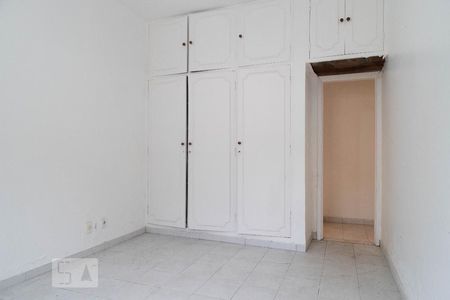 Casa à venda com 409m², 4 quartos e sem vaga Casa à venda com 409m², 4 quartos e sem vagaSuíte