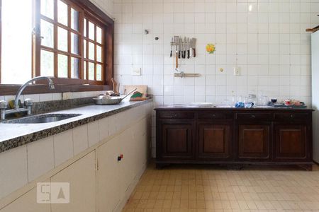 Casa à venda com 409m², 4 quartos e sem vaga Casa à venda com 409m², 4 quartos e sem vagaCozinha