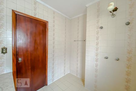 Casa à venda com 165m², 3 quartos e 2 vagas Casa à venda com 165m², 3 quartos e 2 vagasBanheiro da Suite