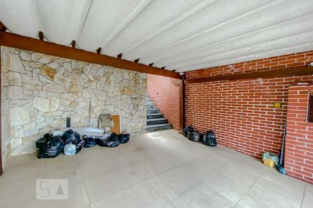 Casa à venda com 165m², 3 quartos e 2 vagas Casa à venda com 165m², 3 quartos e 2 vagasGaragem