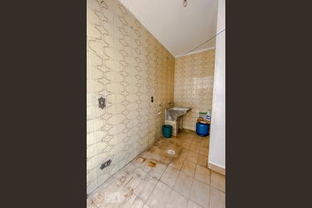 Casa à venda com 165m², 3 quartos e 2 vagas Casa à venda com 165m², 3 quartos e 2 vagasLavanderia