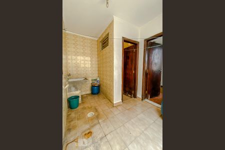 Casa à venda com 165m², 3 quartos e 2 vagas Casa à venda com 165m², 3 quartos e 2 vagasLavanderia