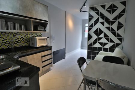 Sala/Cozinha de apartamento para alugar com 1 quarto, 27m² em Jardins, São Paulo