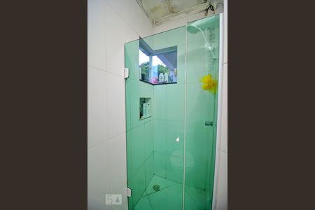 Casa à venda com 146m², 2 quartos e 3 vagasBanheiro da Suíte 1