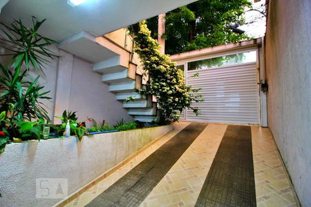 Casa à venda com 146m², 2 quartos e 3 vagasGaragem