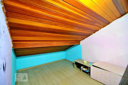 Casa à venda com 146m², 2 quartos e 3 vagasSótão