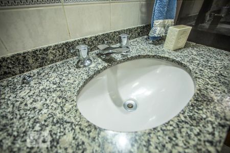 Apartamento à venda com 156m², 4 quartos e 2 vagasBanheiro Suíte 2 - Torneira