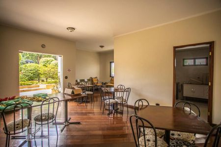 Apartamento à venda com 156m², 4 quartos e 2 vagasÁrea comum - Salão de festas