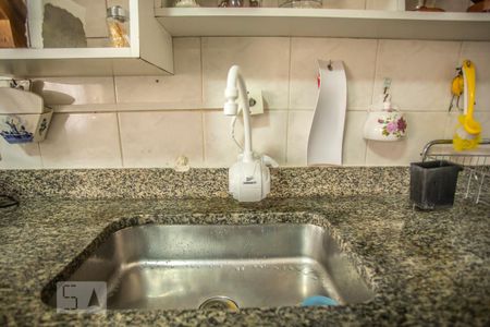 Apartamento à venda com 156m², 4 quartos e 2 vagasCozinha - Torneira