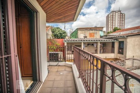 Apartamento à venda com 156m², 4 quartos e 2 vagasVaranda