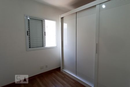 Quarto de apartamento para alugar com 2 quartos, 71m² em Barueri, Barueri