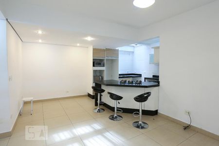 Sala de apartamento para alugar com 2 quartos, 72m² em Vila Olímpia, São Paulo