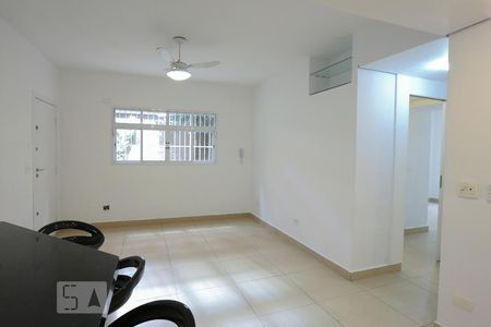 Sala de apartamento para alugar com 2 quartos, 72m² em Vila Olímpia, São Paulo