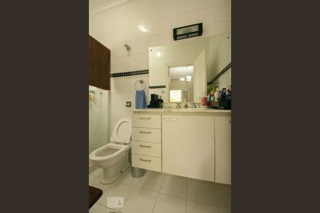 Casa à venda com 600m², 4 quartos e 1 vaga Casa à venda com 600m², 4 quartos e 1 vagaBanheiro da Suíte 4