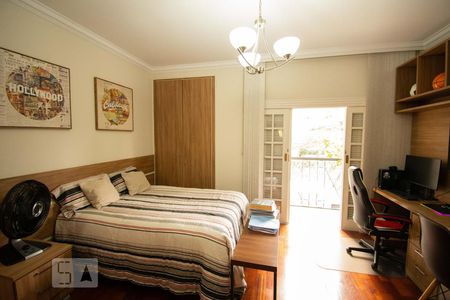 Casa à venda com 600m², 4 quartos e 1 vaga Casa à venda com 600m², 4 quartos e 1 vagasuíte 4