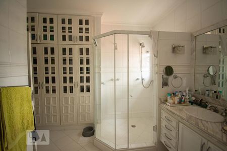 Casa à venda com 600m², 4 quartos e 1 vaga Casa à venda com 600m², 4 quartos e 1 vagaBanheiro da Suíte 1