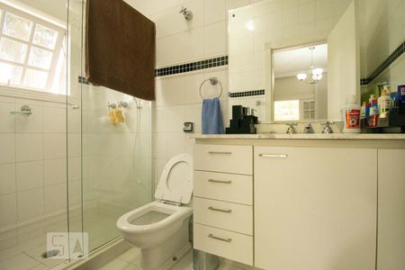 Casa à venda com 600m², 4 quartos e 1 vaga Casa à venda com 600m², 4 quartos e 1 vagaBanheiro da Suíte 4