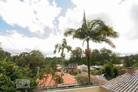 Casa à venda com 600m², 4 quartos e 1 vaga Casa à venda com 600m², 4 quartos e 1 vagaVista