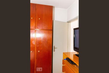 Casa à venda com 160m², 2 quartos e 2 vagas Casa à venda com 160m², 2 quartos e 2 vagasQuarto 1