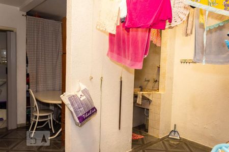 Casa à venda com 160m², 2 quartos e 2 vagas Casa à venda com 160m², 2 quartos e 2 vagasÁrea de Serviço