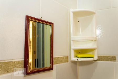 Casa à venda com 160m², 2 quartos e 2 vagas Casa à venda com 160m², 2 quartos e 2 vagasBanheiro