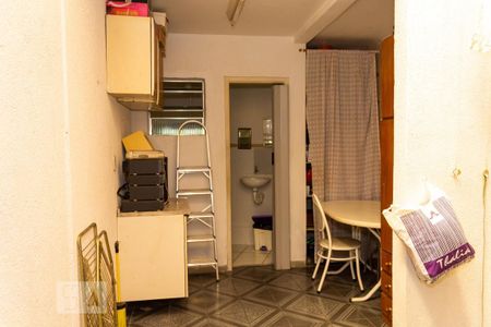 Casa à venda com 160m², 2 quartos e 2 vagas Casa à venda com 160m², 2 quartos e 2 vagasÁrea de Serviço