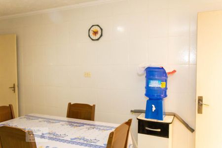 Casa à venda com 160m², 2 quartos e 2 vagas Casa à venda com 160m², 2 quartos e 2 vagasCozinha