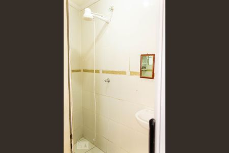 Casa à venda com 160m², 2 quartos e 2 vagas Casa à venda com 160m², 2 quartos e 2 vagasBanheiro