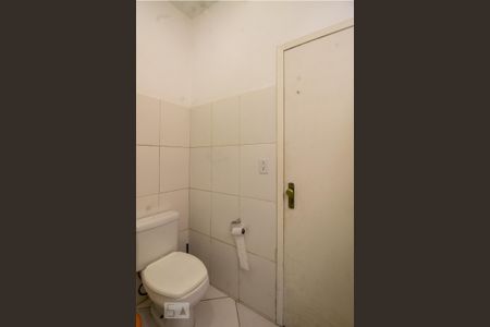 Casa à venda com 227m², 4 quartos e 1 vaga Casa à venda com 227m², 4 quartos e 1 vagaBanheiro 1