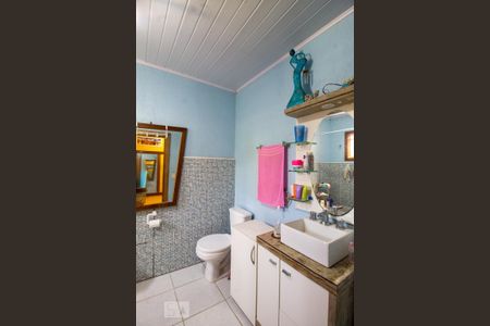 Casa à venda com 227m², 4 quartos e 1 vaga Casa à venda com 227m², 4 quartos e 1 vagaBanheiro 2