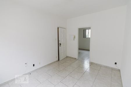 Sala de apartamento para alugar com 3 quartos, 74m² em Perdizes, São Paulo