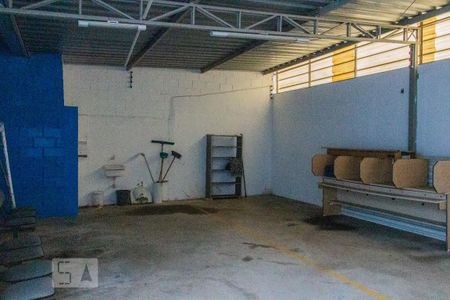 Casa à venda com 300m², 3 quartos e 6 vagas Casa à venda com 300m², 3 quartos e 6 vagasGaragem