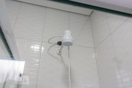 Casa à venda com 300m², 3 quartos e 6 vagas Casa à venda com 300m², 3 quartos e 6 vagasChuveiro