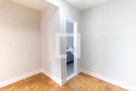 Apartamento para alugar com 106m², 3 quartos e 1 vaga Apartamento para alugar com 106m², 3 quartos e 1 vagaSuíte - Closet